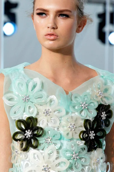 Look 97